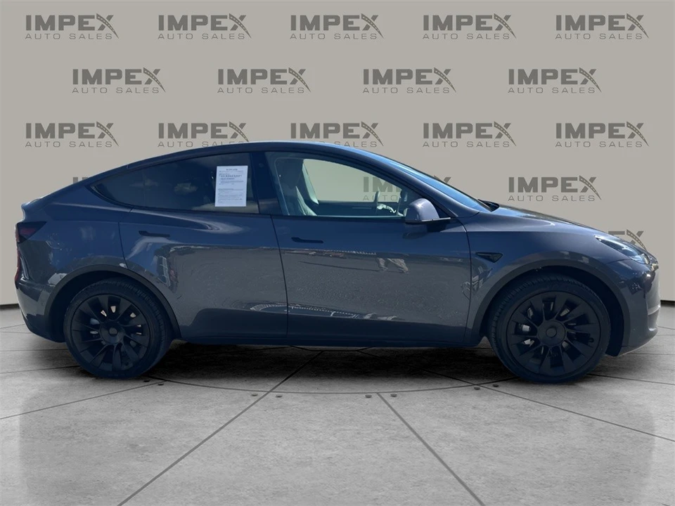 2022 Tesla Model Y - Image 6 of 12