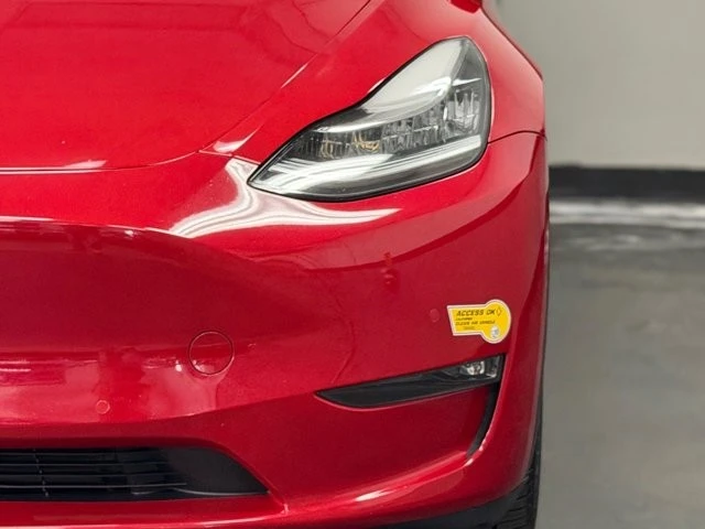 2022 Tesla Model Y - Image 8 of 12