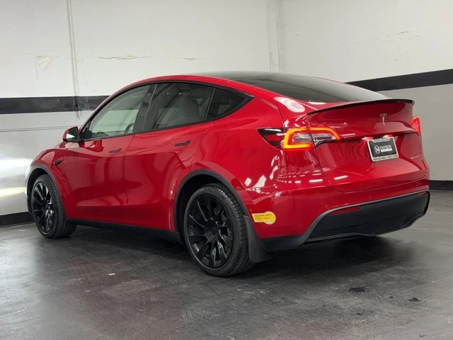 2022 Tesla Model Y - Image 10 of 12