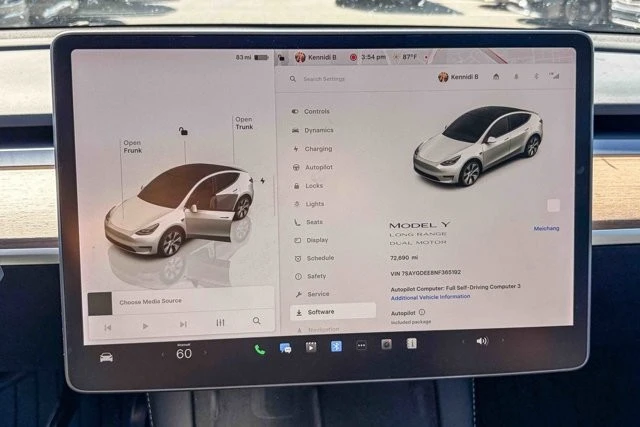 2022 Tesla Model Y - Image 8 of 21