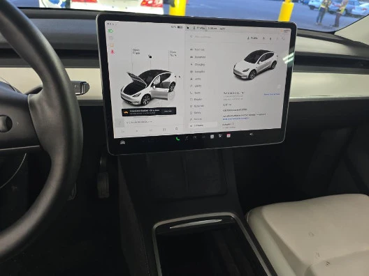 2022 Tesla Model Y - Image 6 of 7