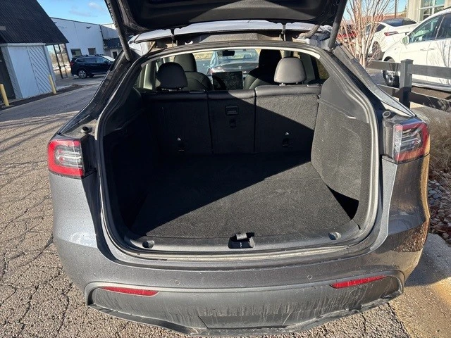 2022 Tesla Model Y - Image 19 of 21