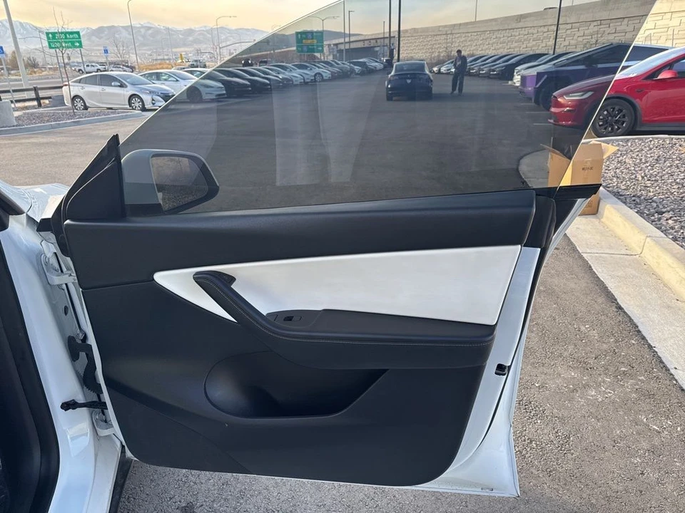 2022 Tesla Model Y - Image 21 of 21