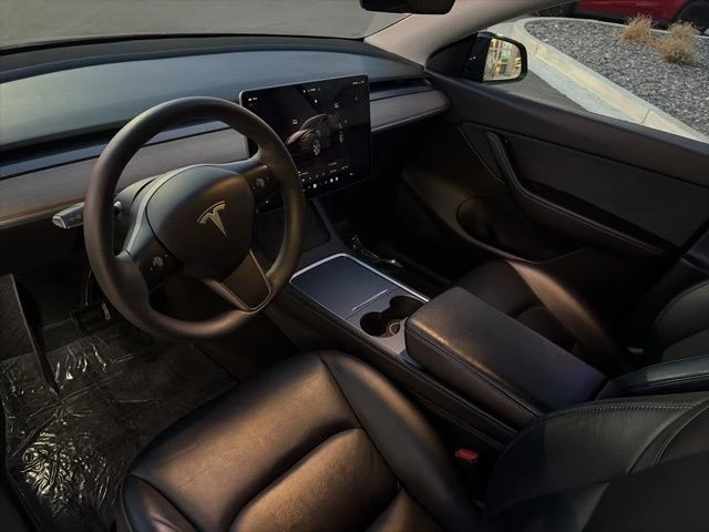 2022 Tesla Model Y - Image 12 of 21