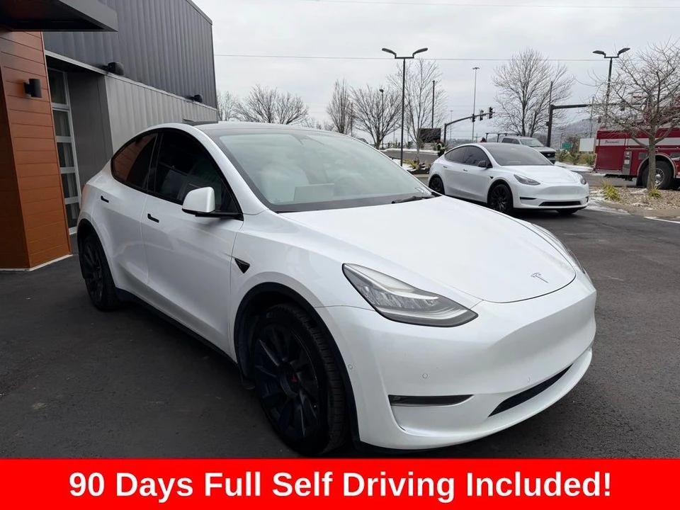 2022 Tesla Model Y - Image 3 of 15