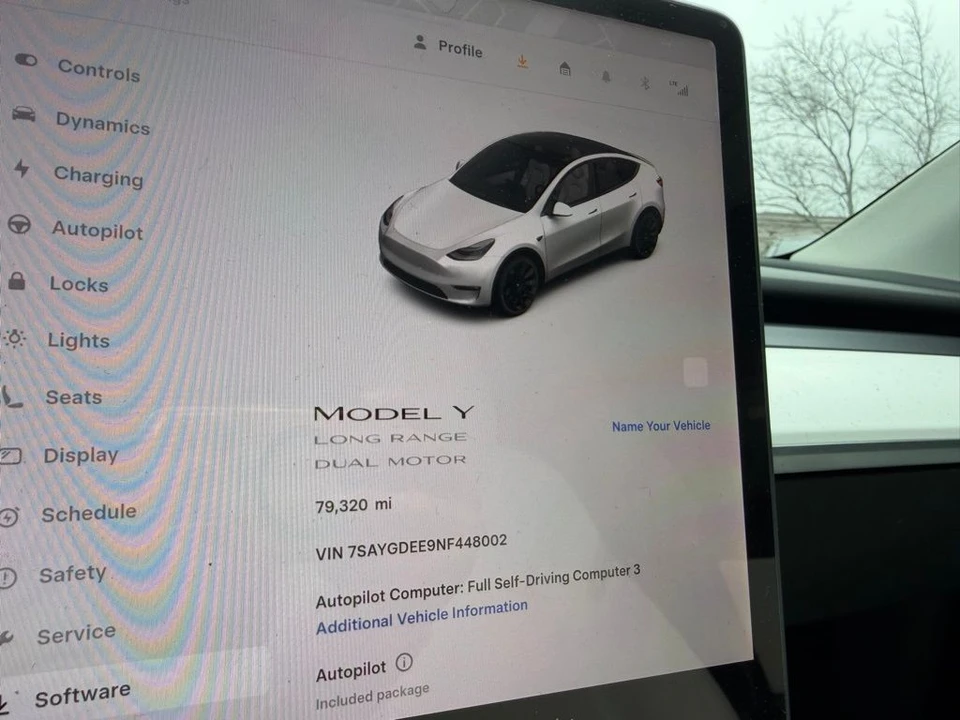 2022 Tesla Model Y - Image 15 of 15