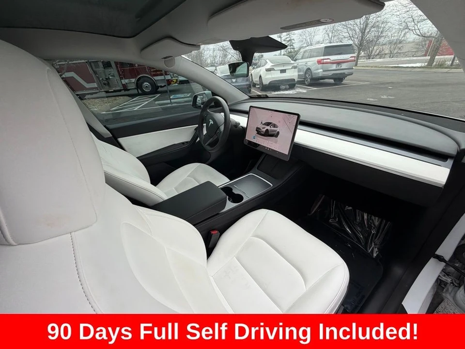 2022 Tesla Model Y - Image 12 of 15