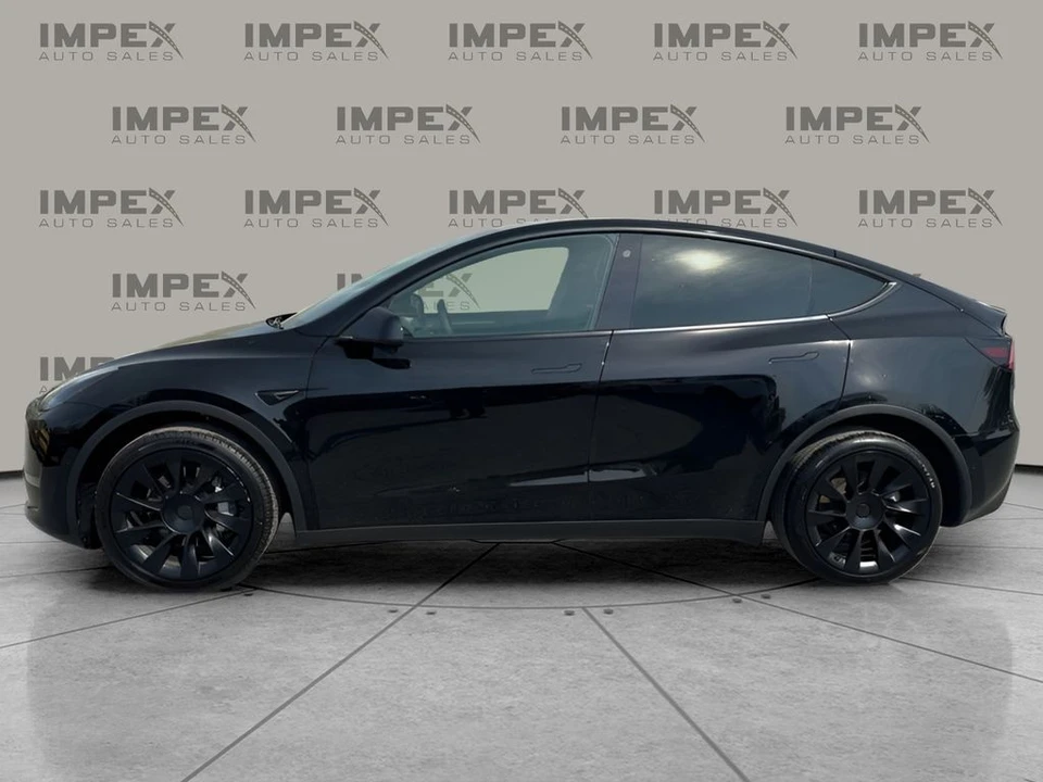 2022 Tesla Model Y - Image 2 of 21