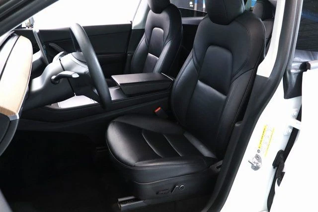2022 Tesla Model Y - Image 15 of 21