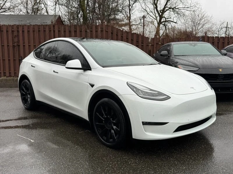 2022 Tesla Model Y - Image 3 of 12