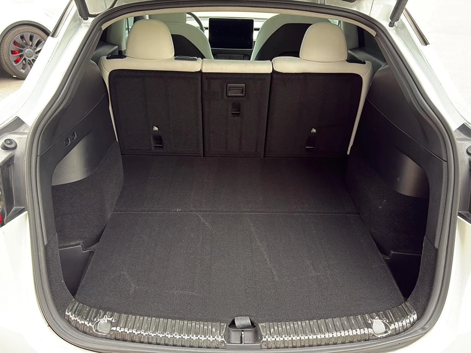 2022 Tesla Model Y - Image 20 of 21