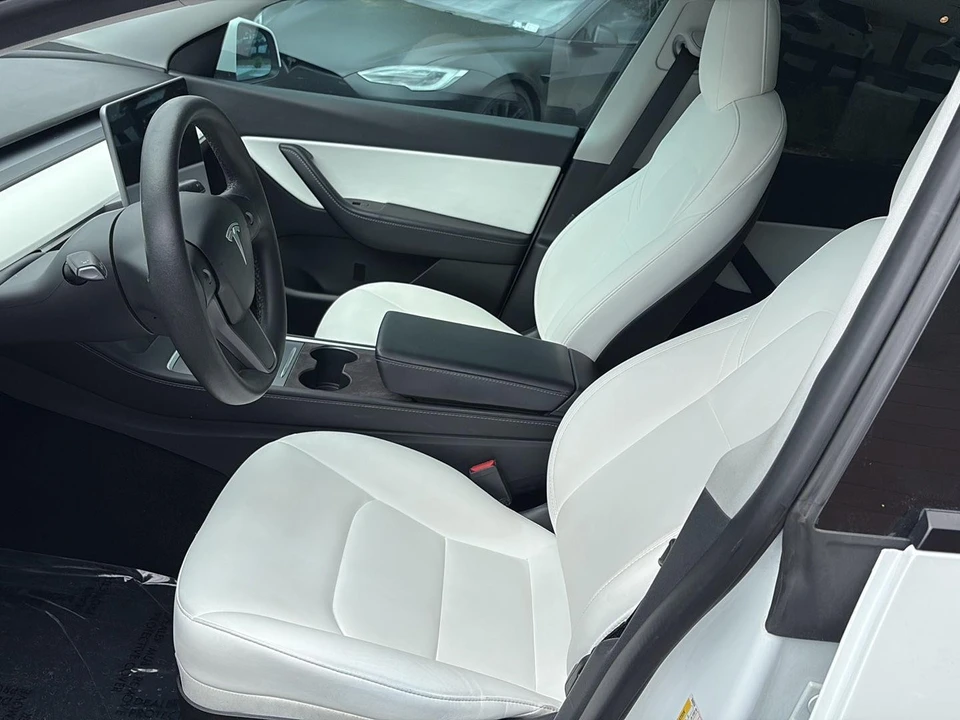 2022 Tesla Model Y - Image 15 of 21