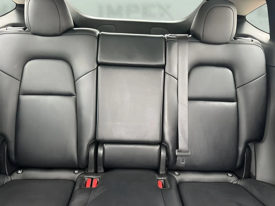 2022 Tesla Model Y - Image 12 of 21