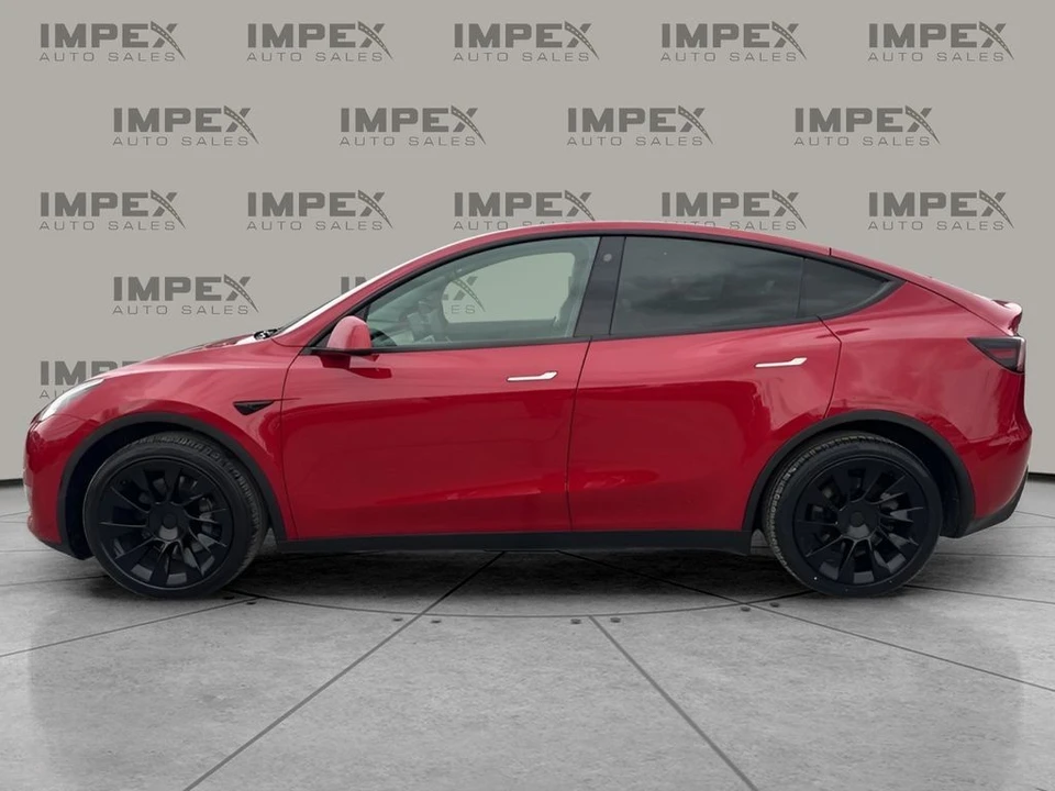 2022 Tesla Model Y - Image 2 of 21