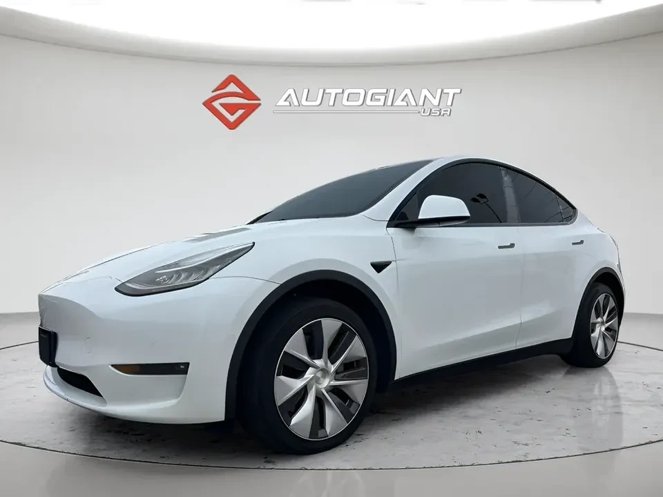 2022 Tesla Model Y - Image 14 of 20