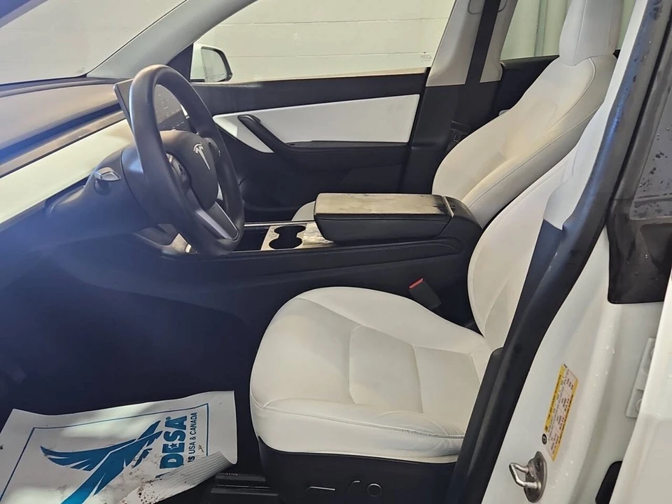 2022 Tesla Model Y - Image 6 of 8