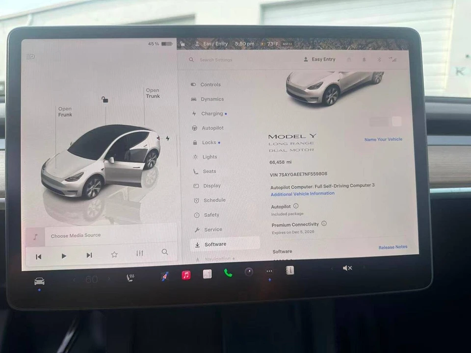 2022 Tesla Model Y - Image 9 of 13