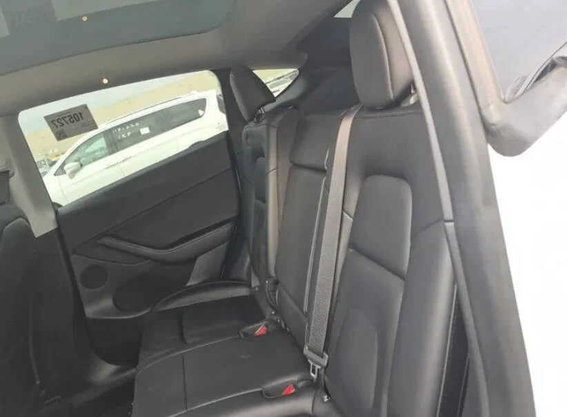 2022 Tesla Model Y - Image 10 of 10