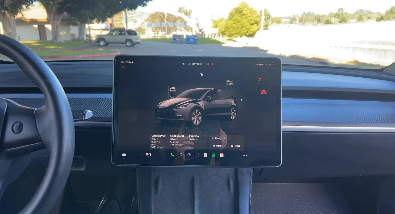 2022 Tesla Model Y - Image 9 of 10