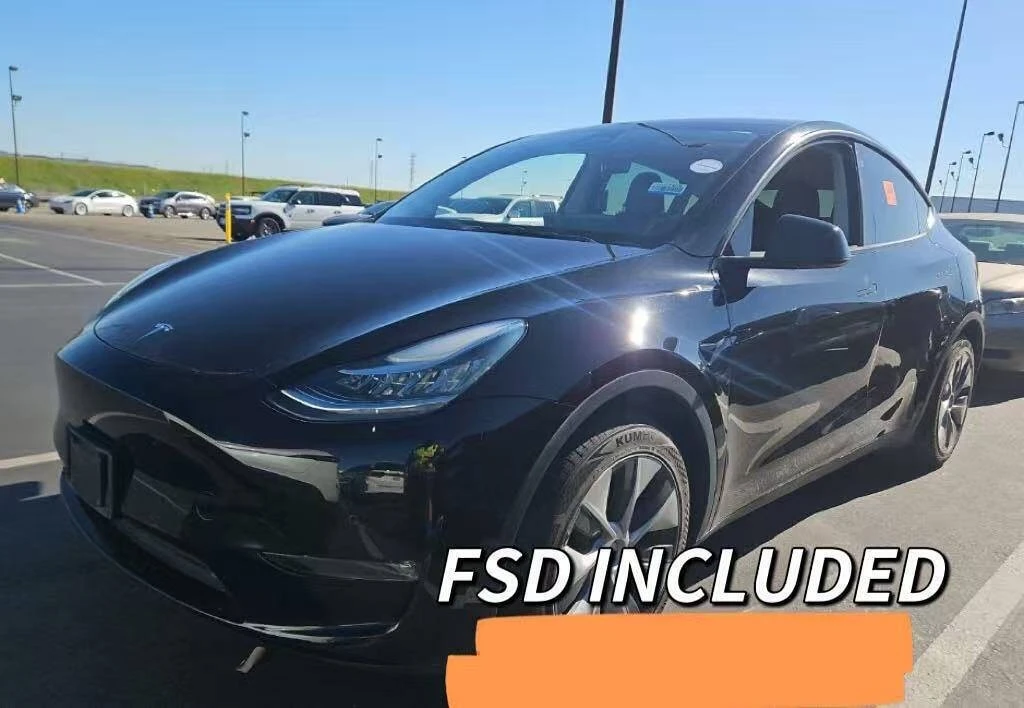2022 Tesla Model Y - Image 2 of 10
