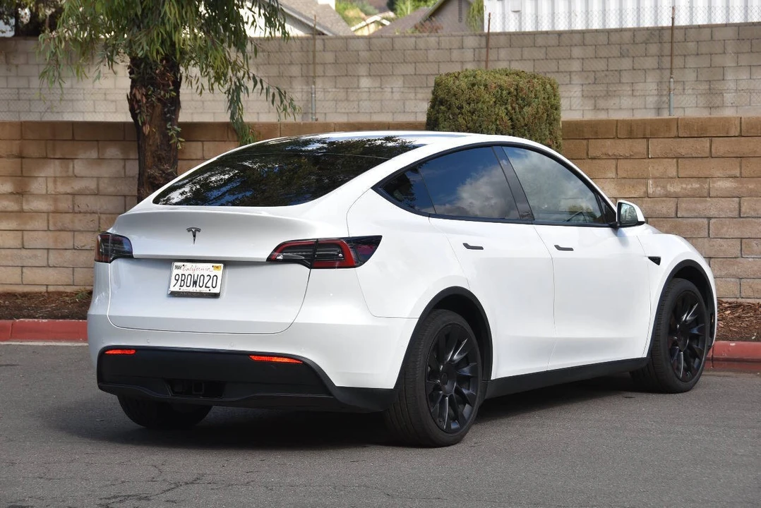 2022 Tesla Model Y - Image 21 of 21