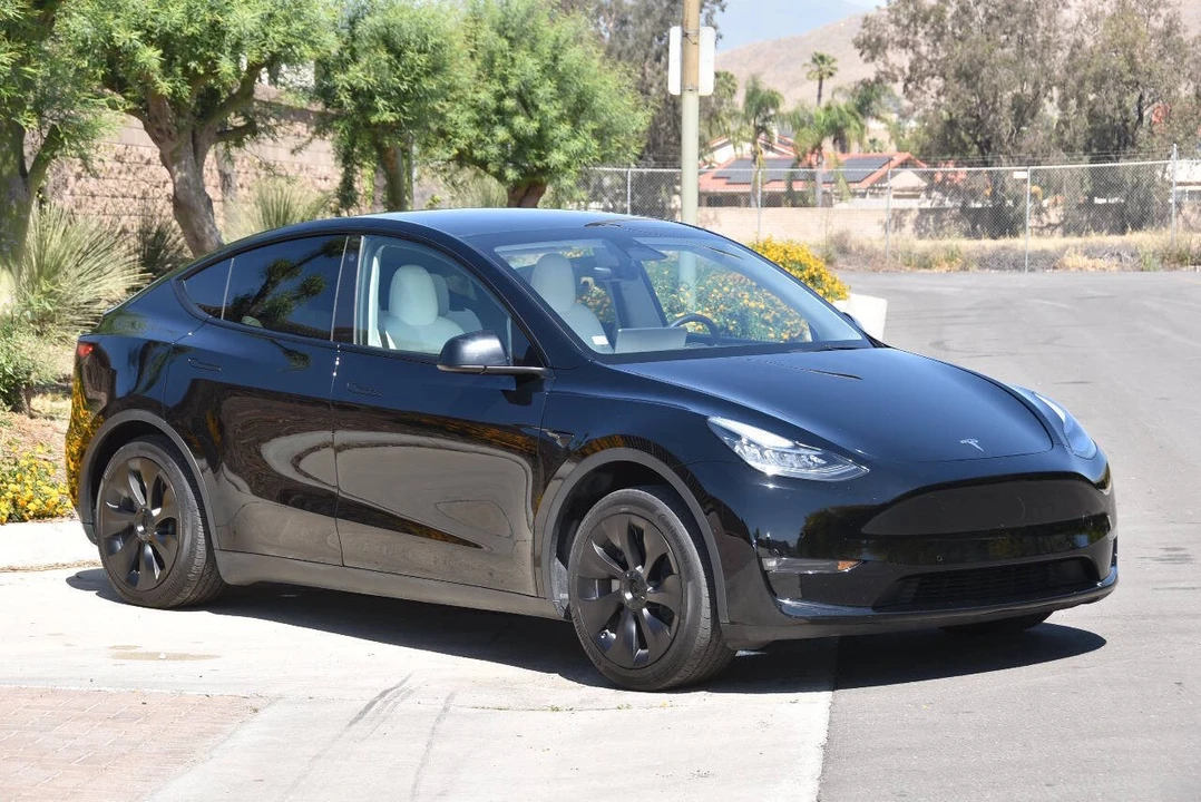 2022 Tesla Model Y - Image 21 of 21