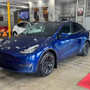 2022 Tesla Model Y Long Range AWD