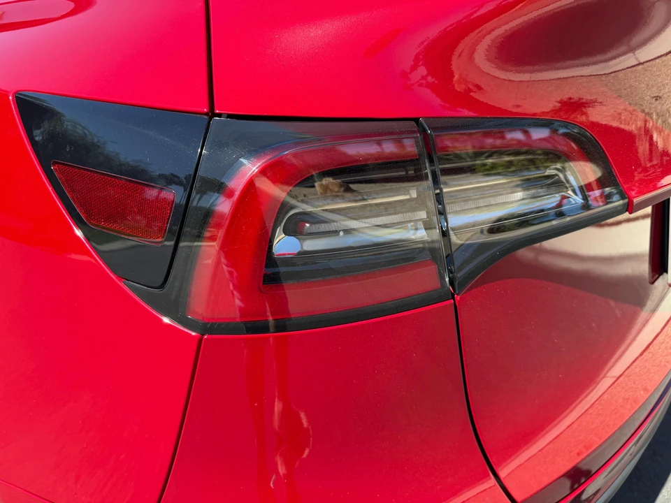 2022 Tesla Model Y - Image 31 of 31