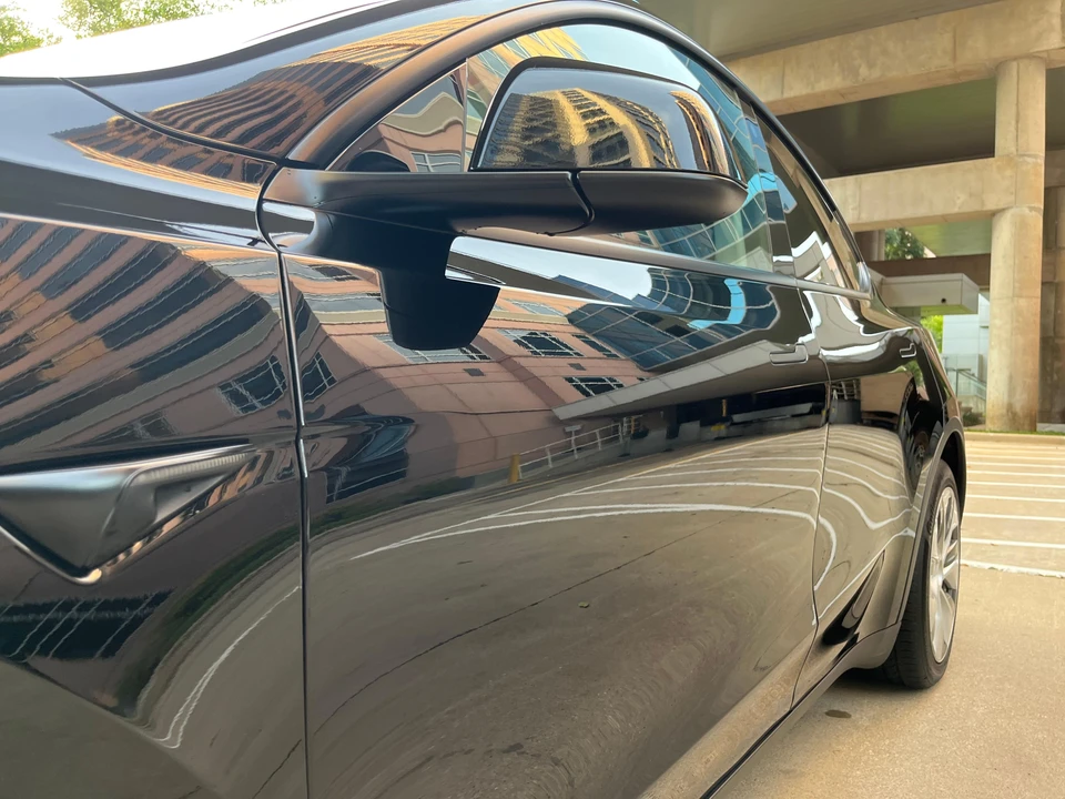 2022 Tesla Model Y - Image 17 of 31
