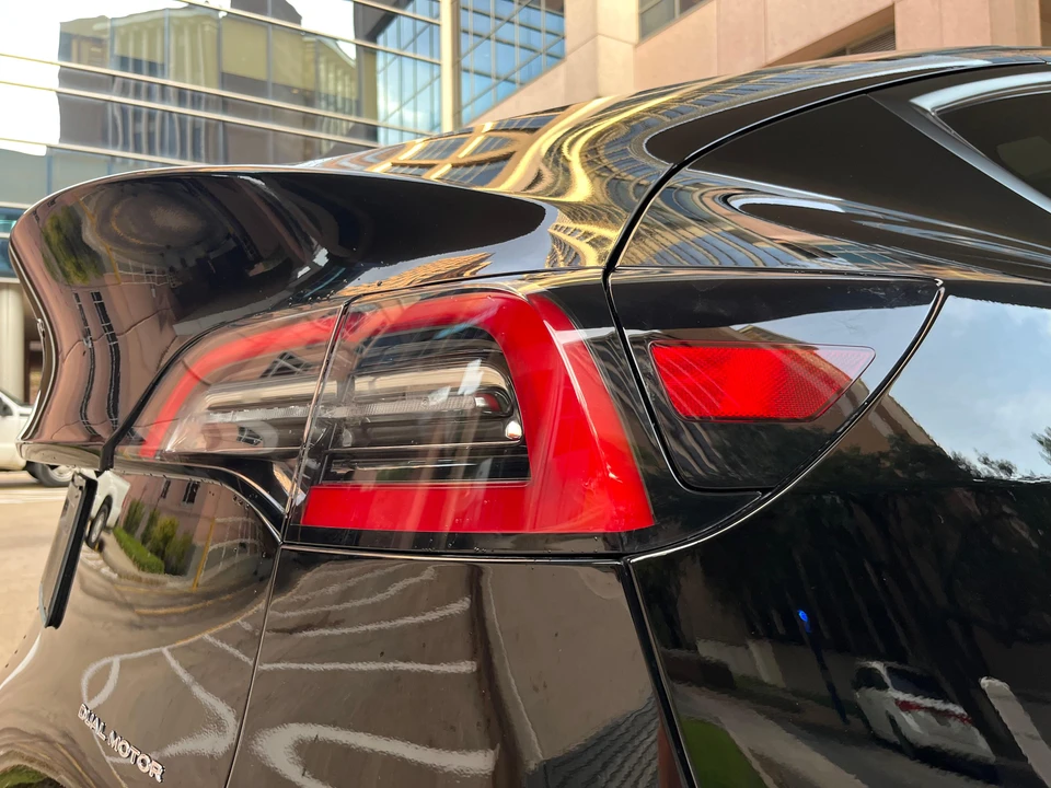 2022 Tesla Model Y - Image 23 of 31
