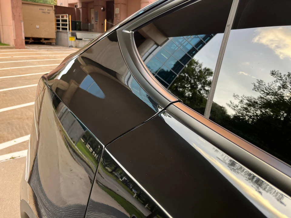 2022 Tesla Model Y - Image 25 of 31