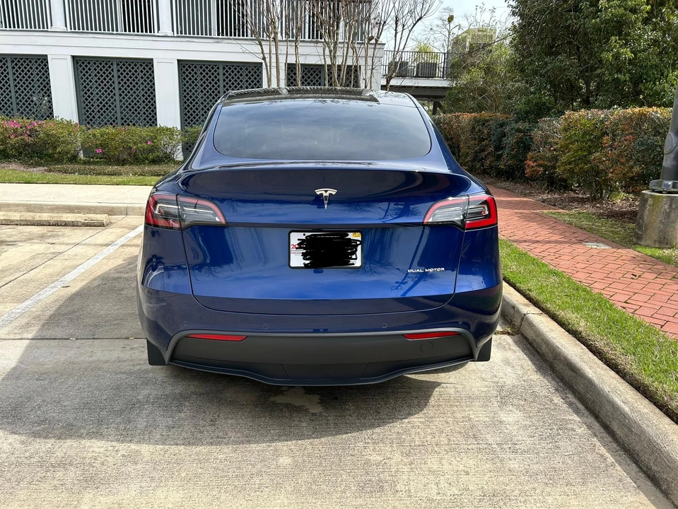 2022 Tesla Model Y - Image 9 of 31