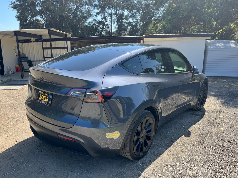 2022 Tesla Model Y - Image 15 of 31