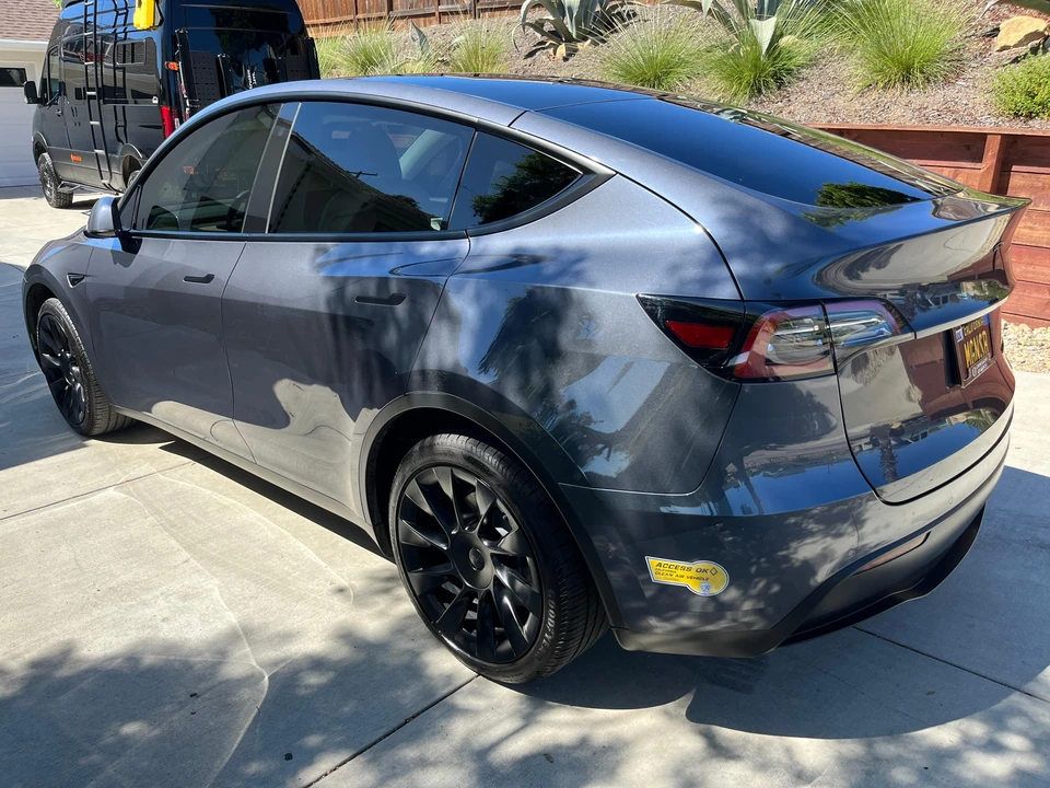 2022 Tesla Model Y - Image 13 of 31