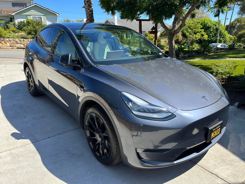 2022 Tesla Model Y - Image 20 of 31