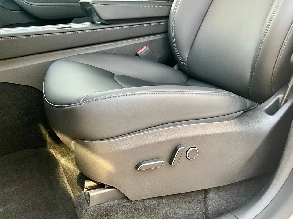 2022 Tesla Model Y - Image 26 of 31