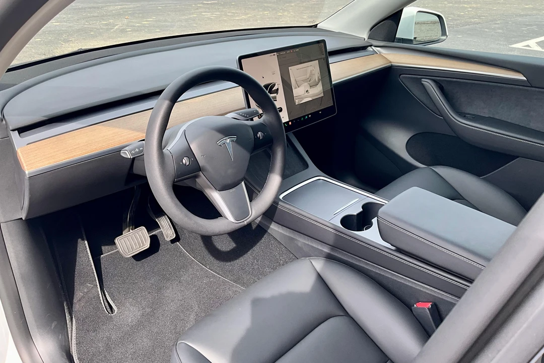 2022 Tesla Model Y - Image 20 of 31