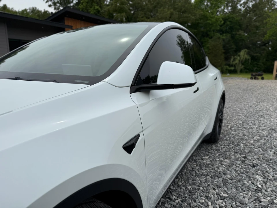 2022 Tesla Model Y - Image 28 of 31