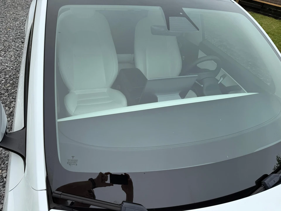 2022 Tesla Model Y - Image 17 of 31