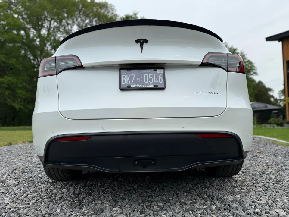 2022 Tesla Model Y - Image 9 of 31
