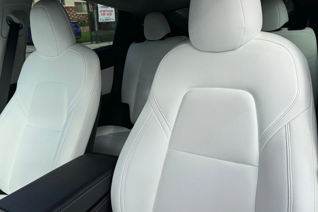 2022 Tesla Model Y - Image 27 of 31