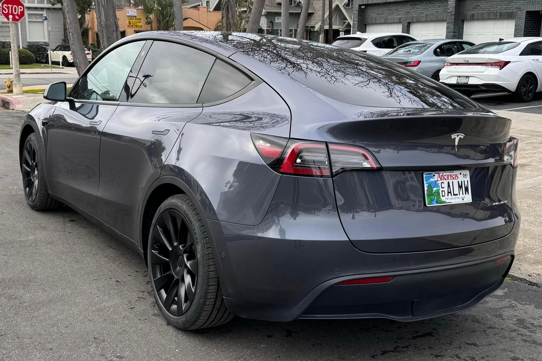 2022 Tesla Model Y - Image 3 of 31