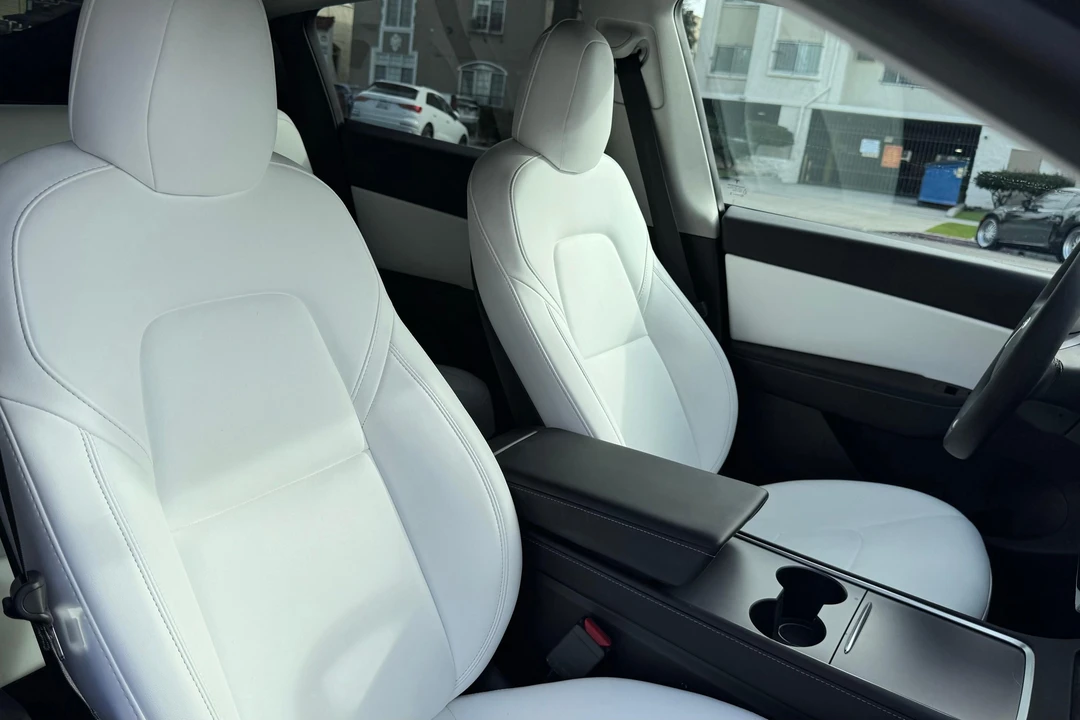2022 Tesla Model Y - Image 30 of 31