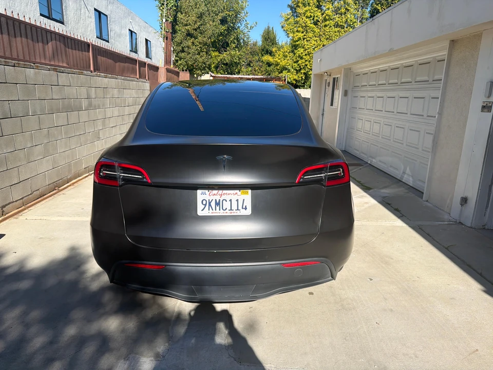 2022 Tesla Model Y - Image 8 of 31