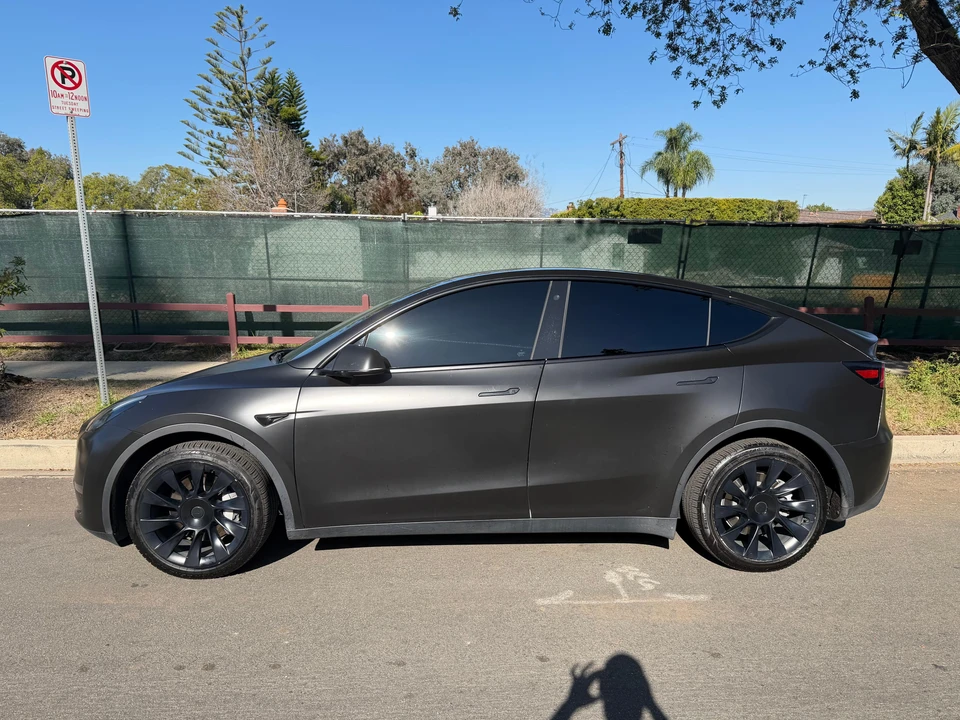 2022 Tesla Model Y - Image 7 of 31
