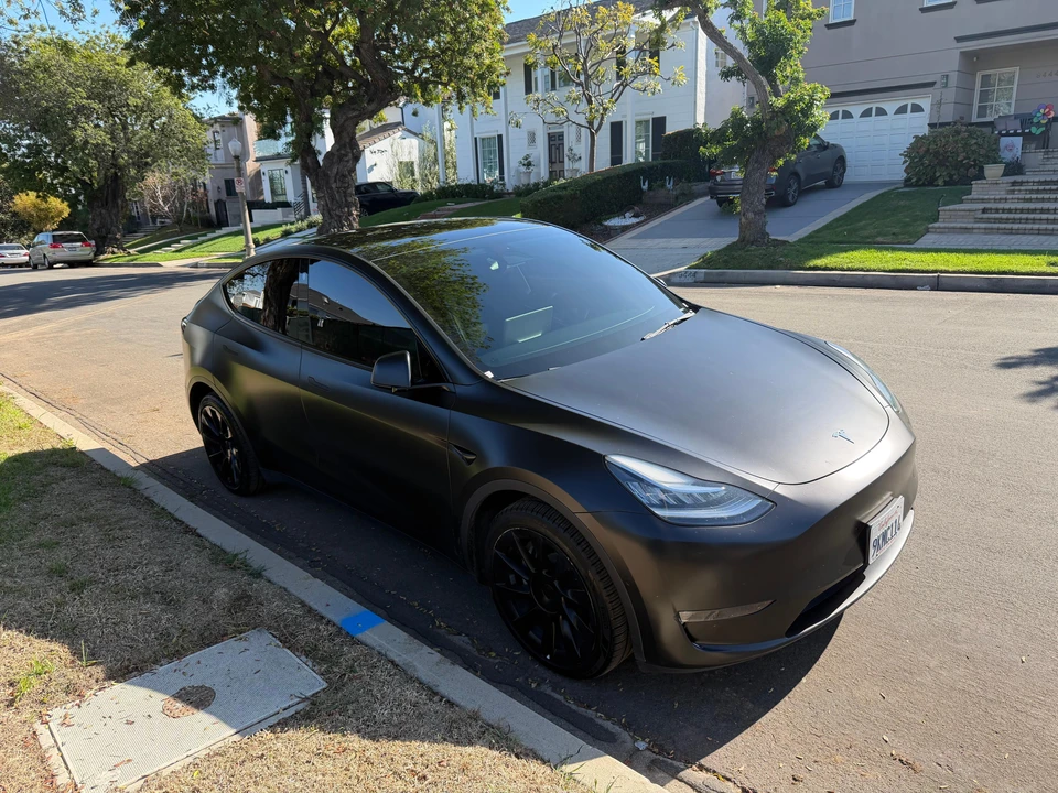 2022 Tesla Model Y - Image 11 of 31