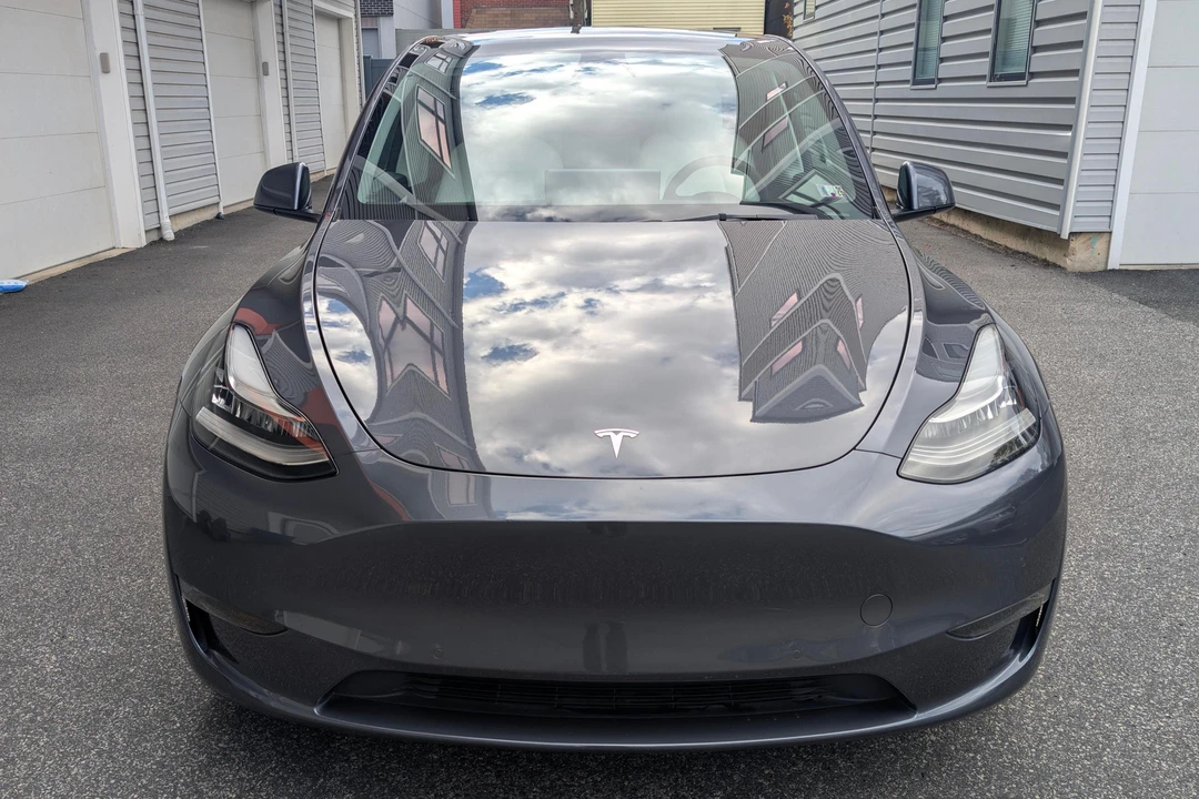 2022 Tesla Model Y - Image 2 of 31