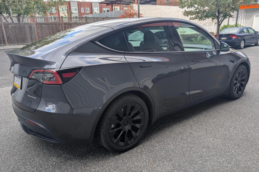 2022 Tesla Model Y - Image 4 of 31