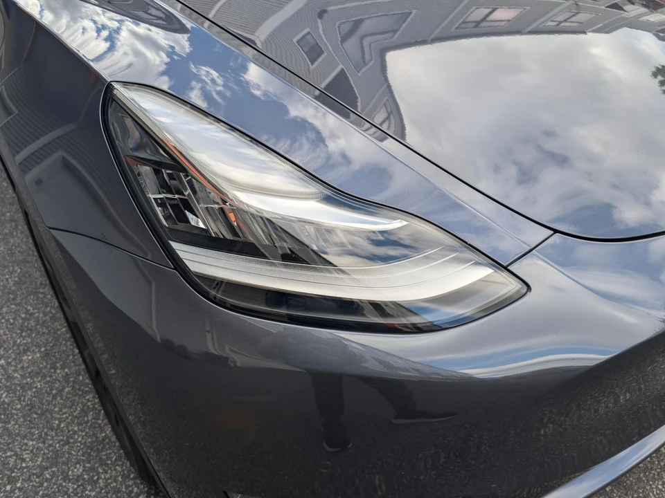 2022 Tesla Model Y - Image 9 of 31