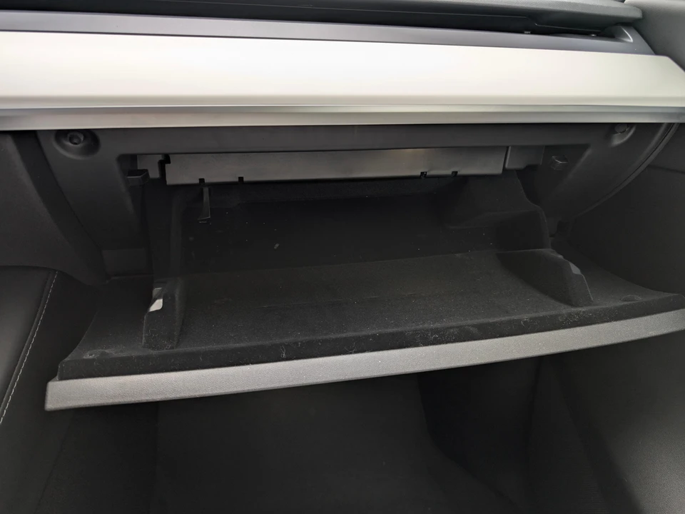 2022 Tesla Model Y - Image 29 of 31
